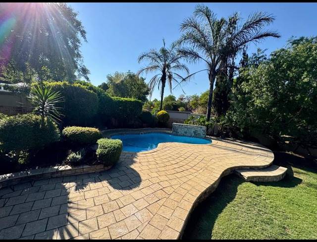4 BEDROOM HOUSE FOR SALE IN GLENVISTA